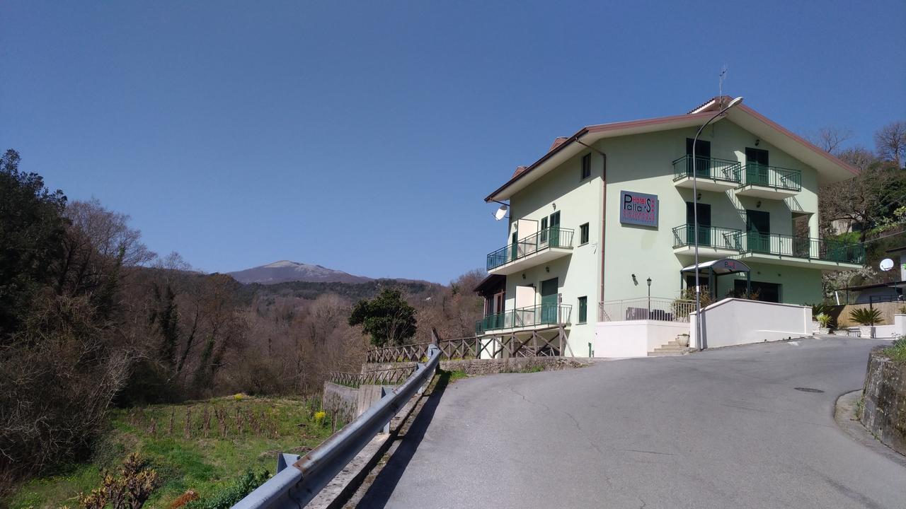 Palia'S Hotel Laino Borgo Buitenkant foto